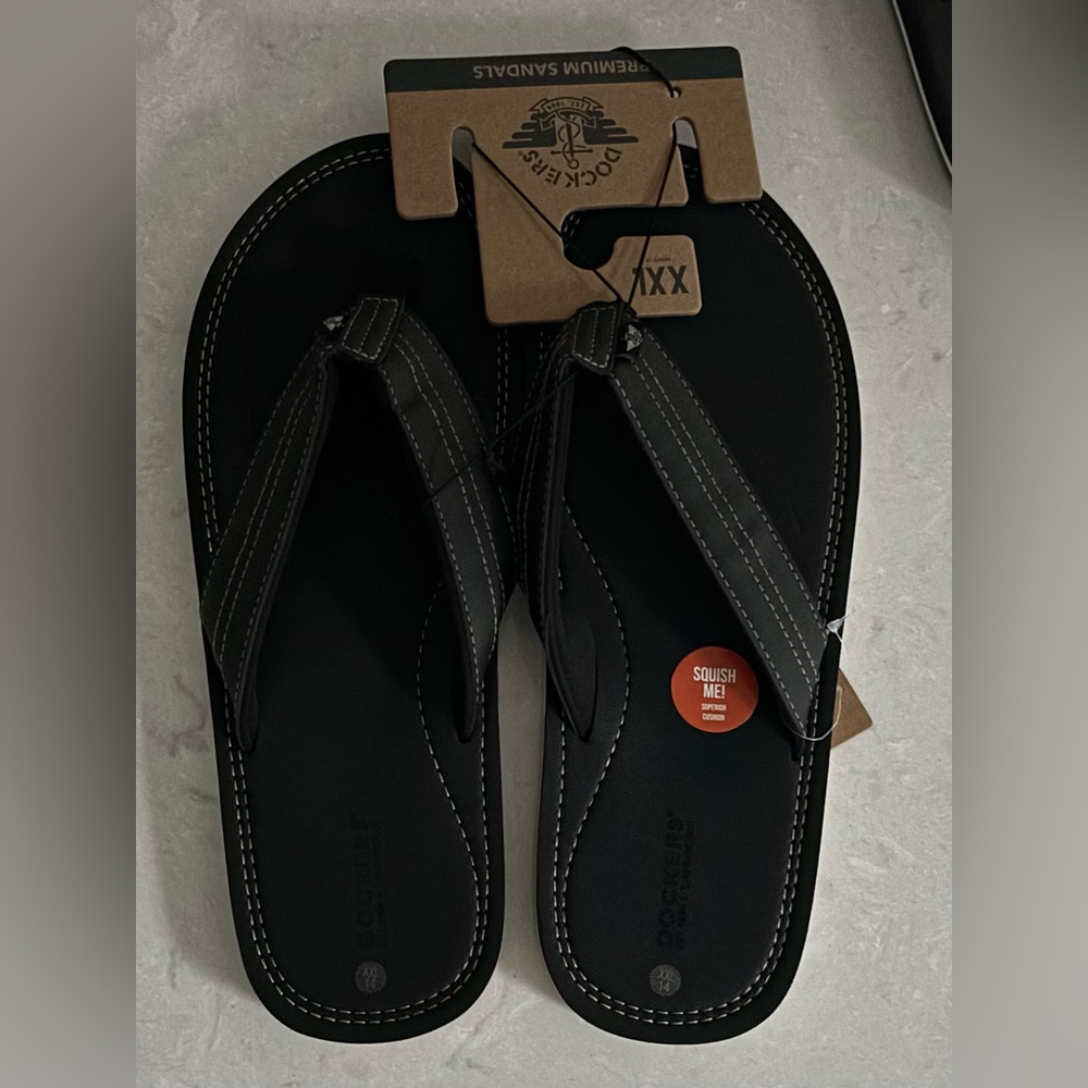 Dockers Men’s Flip Flops, Size XXL (14)